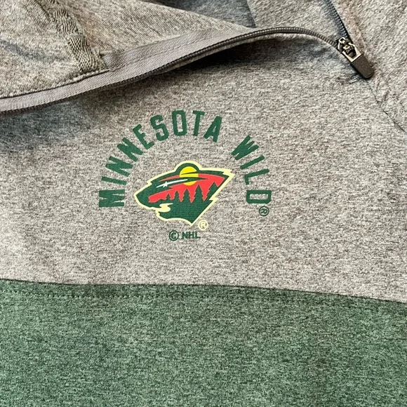 NHL Women’s Gray Heathered Apparel - Picture 3 of 4